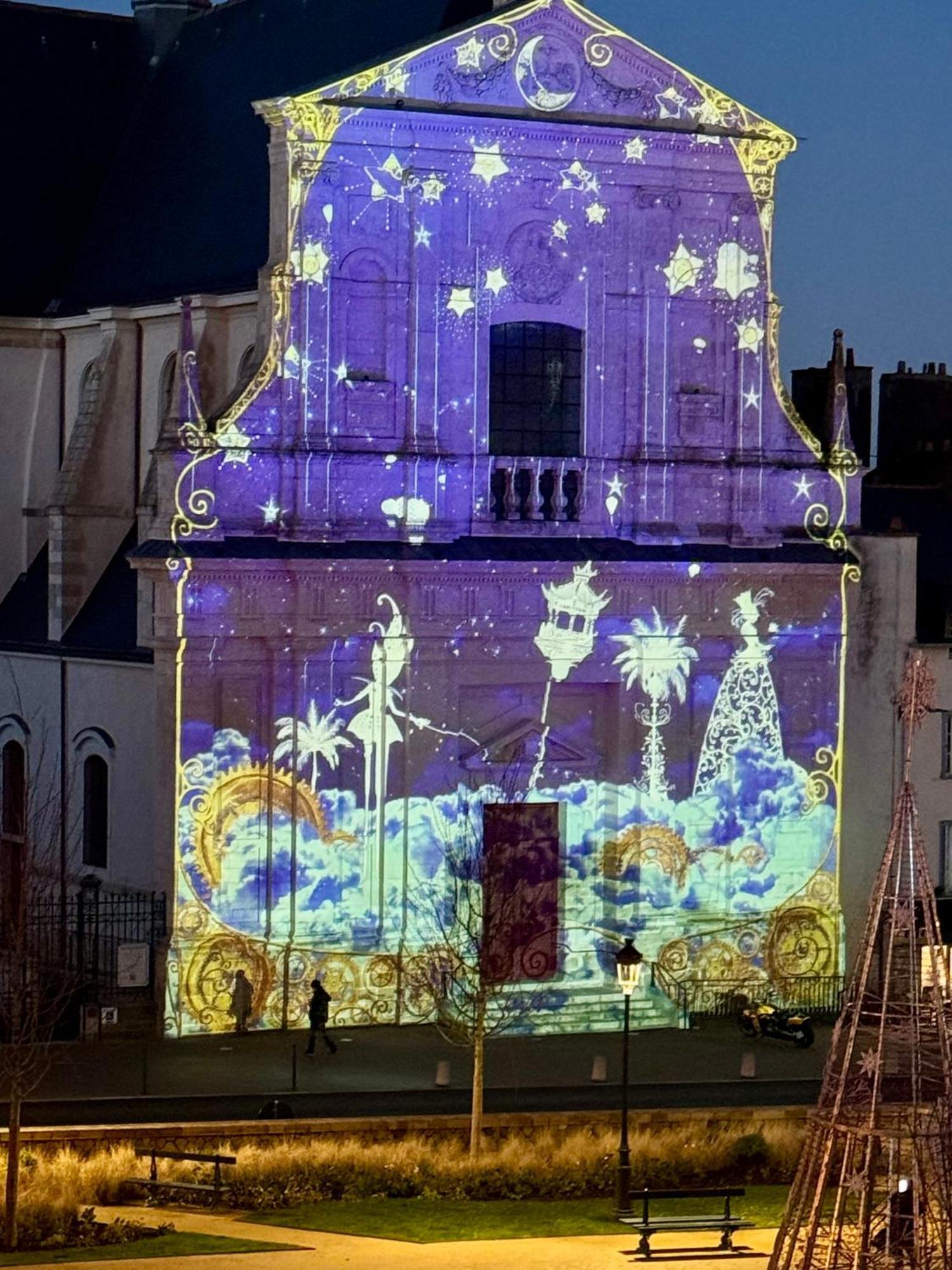 Vue Imprenable Sur La Mairie Appartement Vannes Buitenkant foto